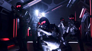 Illustration for article titled The Expanse is less a TV series than a 10-hour pulpy sci-fi movie